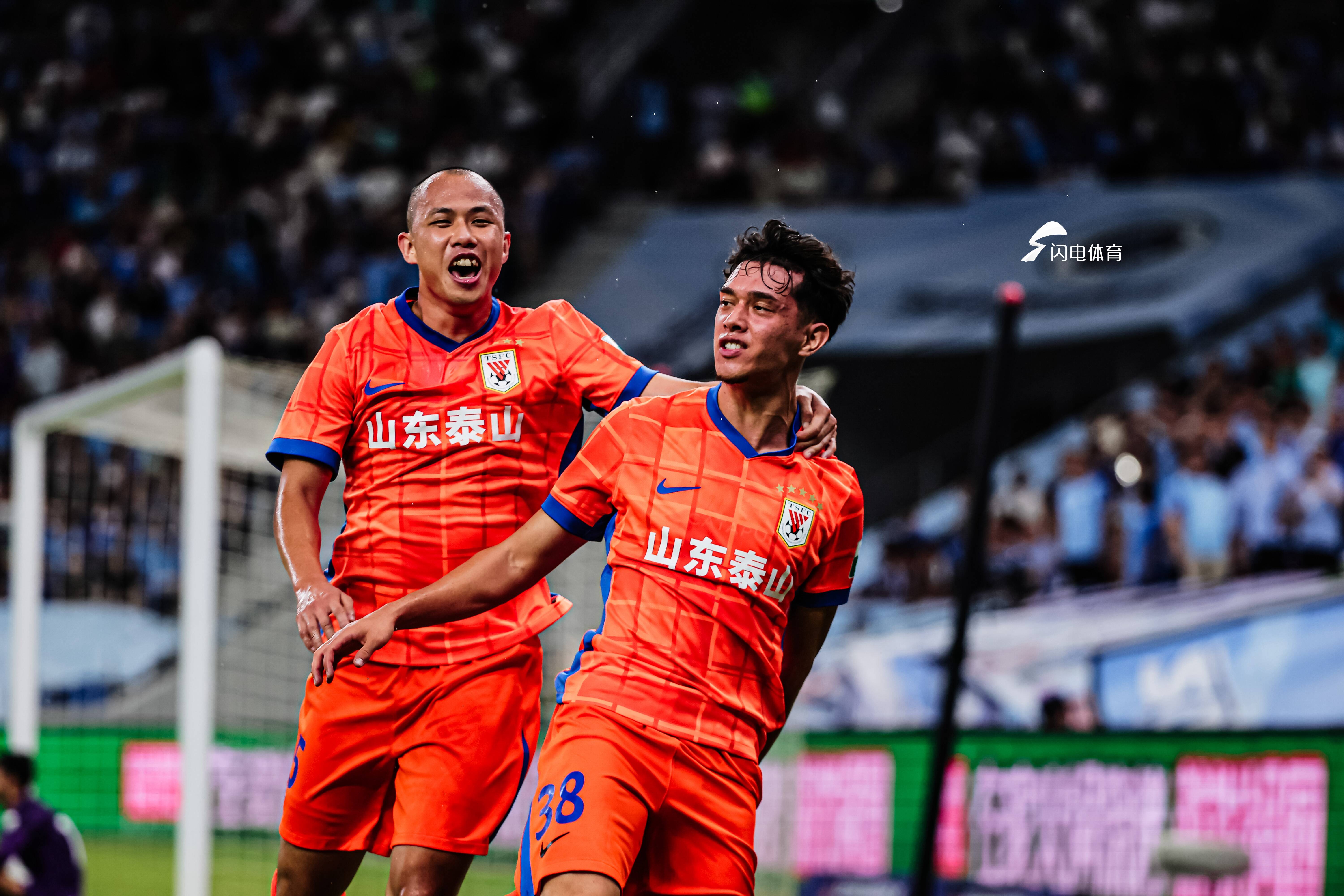 足总杯最新形势：利物浦高居榜首，山东泰山强势追赶，冠军归属成迷(足总杯历届冠军一览表)